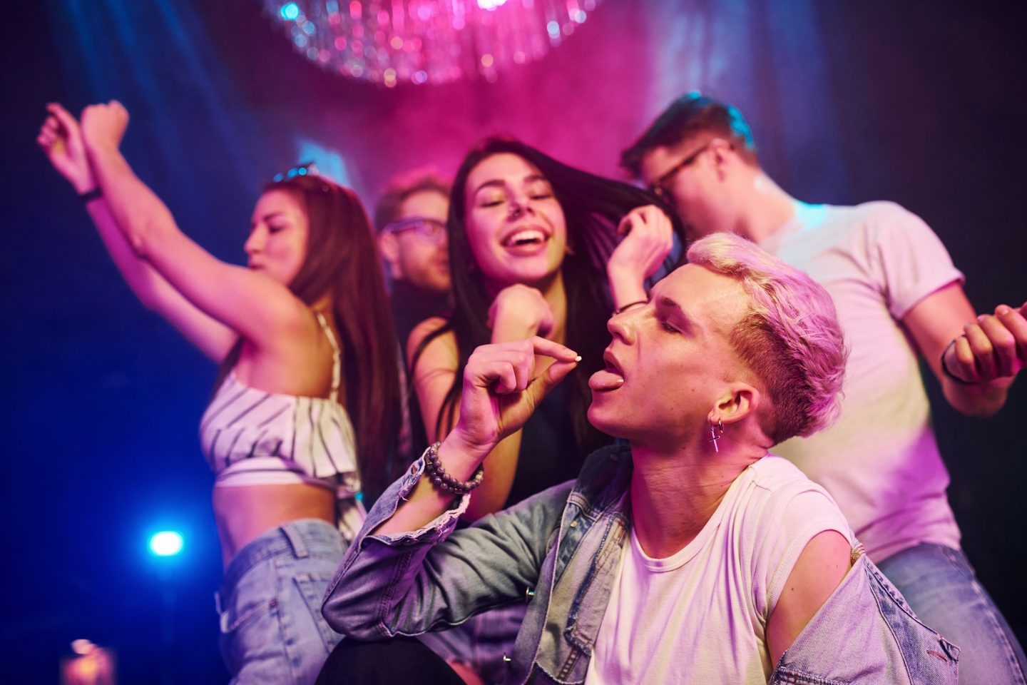 Переосмысление наркотической политики: принятие удовольствия для снижения вреда