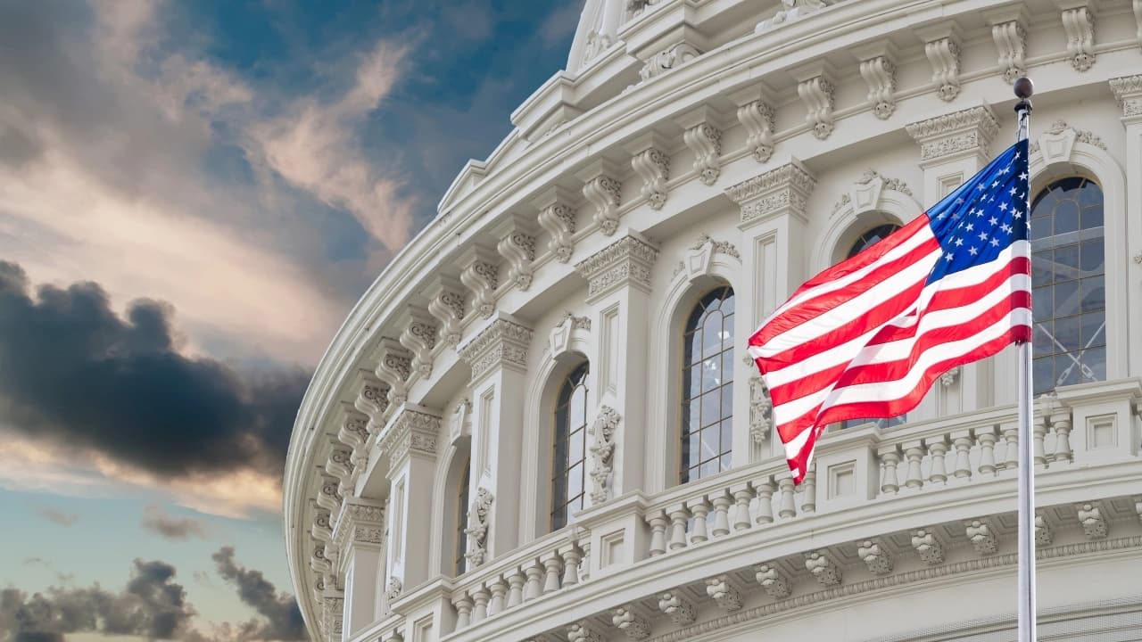 Il Senato degli Stati Uniti si muove per vietare i prodotti a base di THC derivati dalla canapa entro il 2026