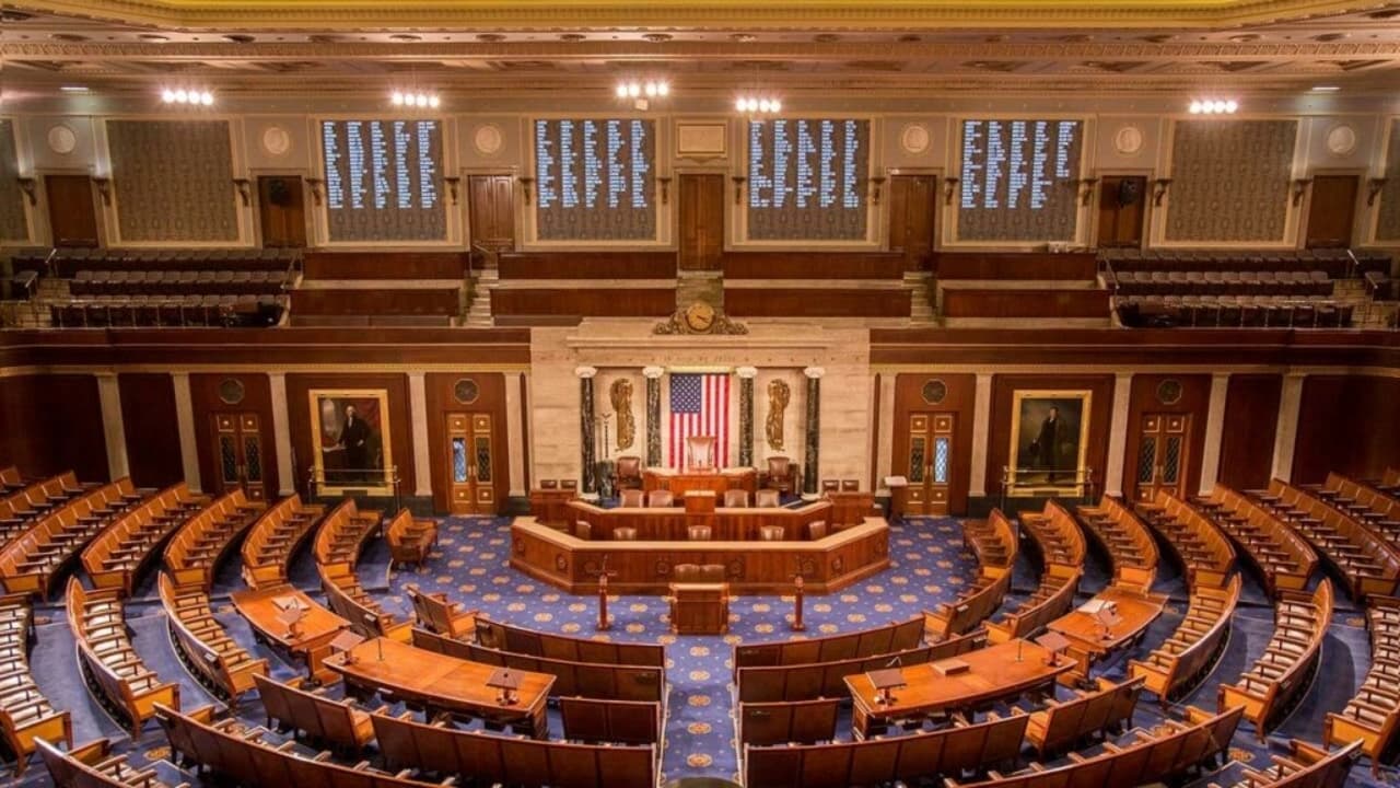 Congress Passes Bill to Ban Hemp-Derived THC, Impacting $28 Billion Industry