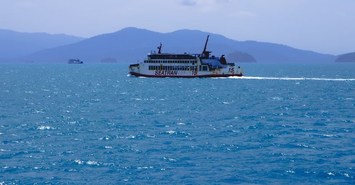 Sunday Beat Boat Cruises from Koh Samui to Koh Phangan