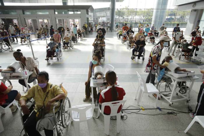 Thais Face Nearly Seven Years of Illness or Disability in Senior Years, Report Finds