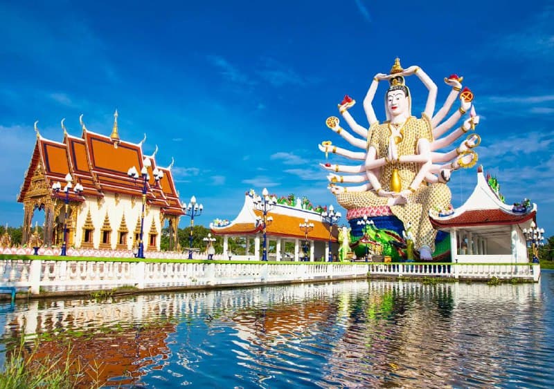Wat Plai Laem blends Thai, Chinese, and Japanese traditions on Koh Samui